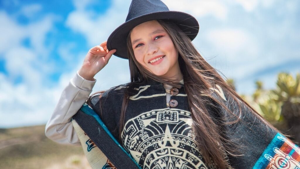 Gratis download van naaipatroon poncho dames